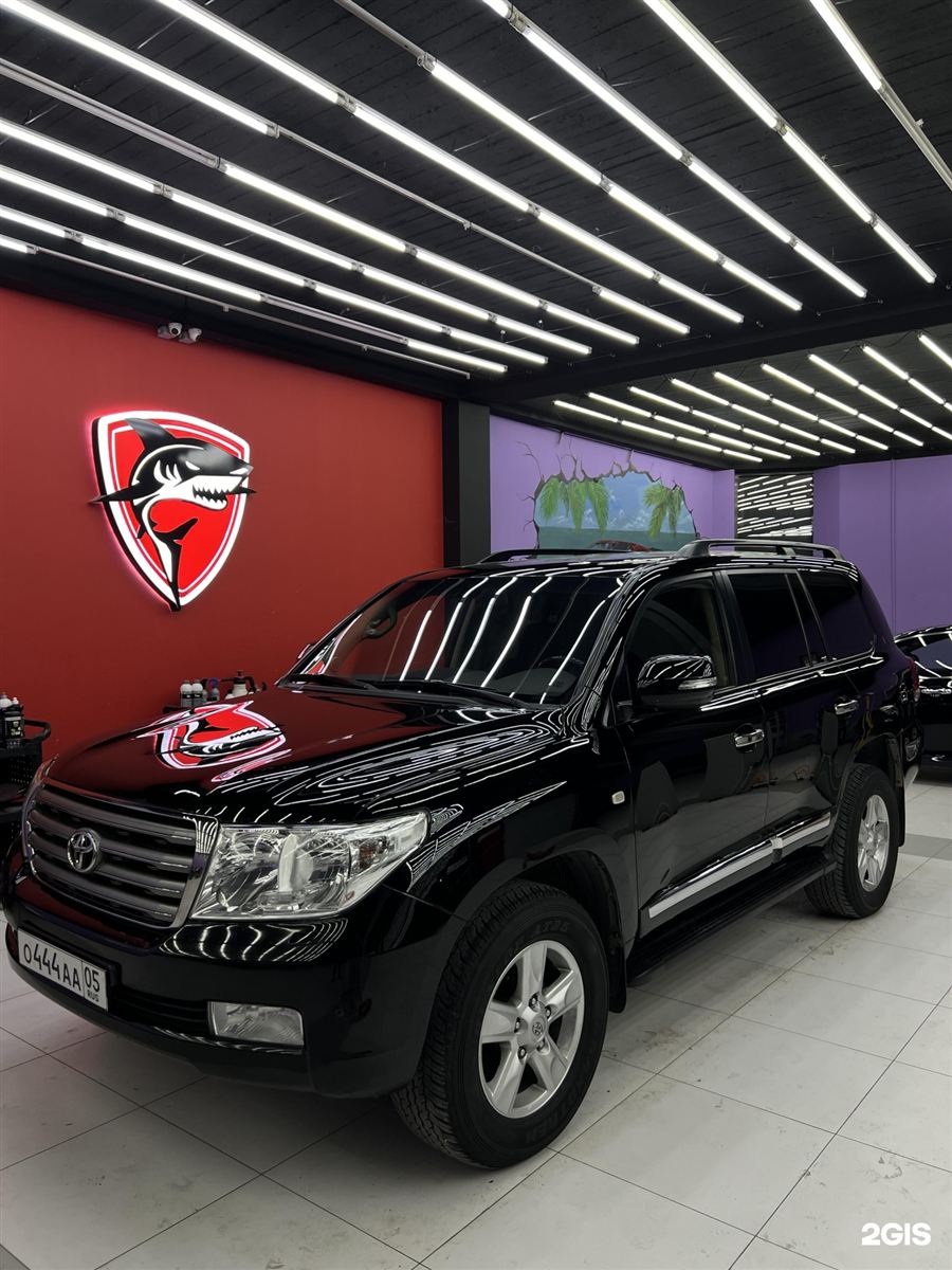 Toyota Land Cruiser в студии